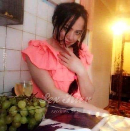 Проститутка Киева Арина, индивидуалка работает у метро Площадь Украинских Героев(Льва Толстого) - большое фото