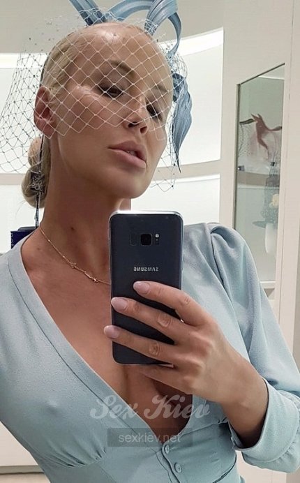 Проститутка Киева Виолетта, интим услуга